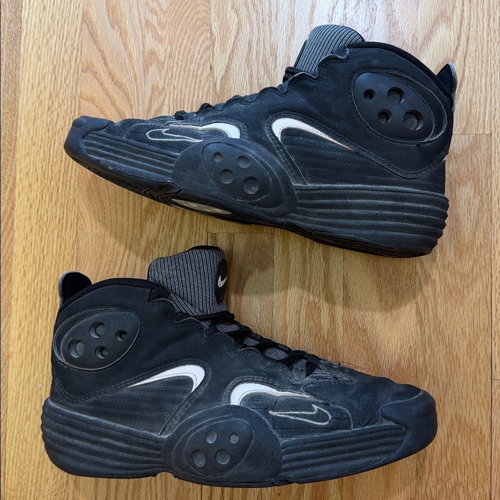 RARE NIKE 2012 Vintage Air Flight One Black BBall Shoes Size 9.5